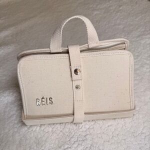 NWOT BEIS Dope Kit Travel Organizer in Beige